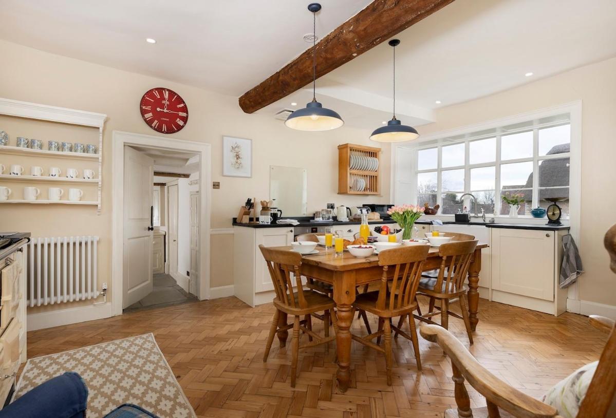 Beautiful Cotswold Farmhouse With Hot Tub Manchester Ngoại thất bức ảnh