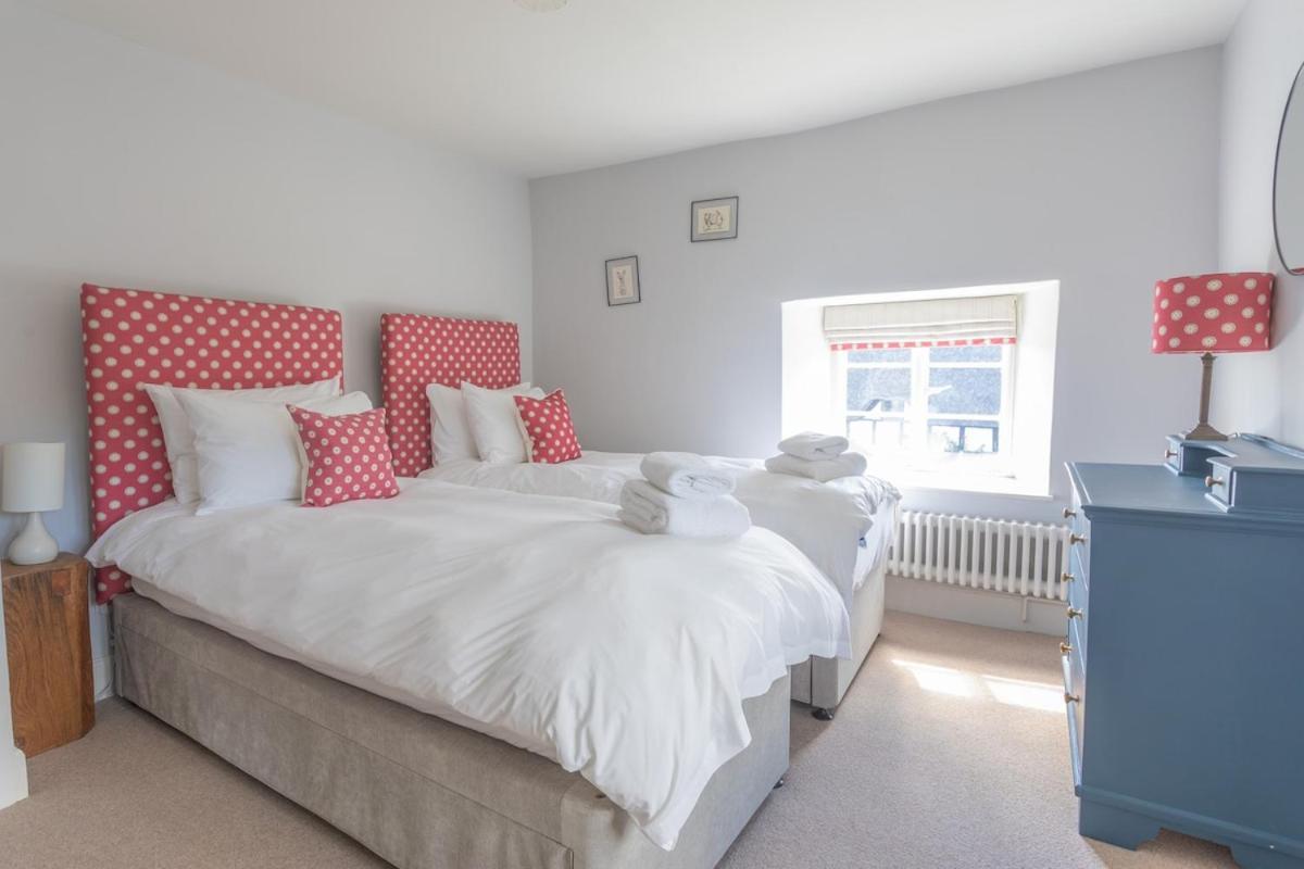 Beautiful Cotswold Farmhouse With Hot Tub Manchester Ngoại thất bức ảnh
