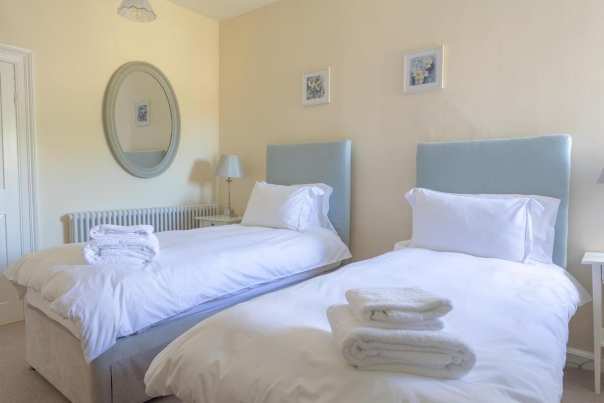 Beautiful Cotswold Farmhouse With Hot Tub Manchester Ngoại thất bức ảnh