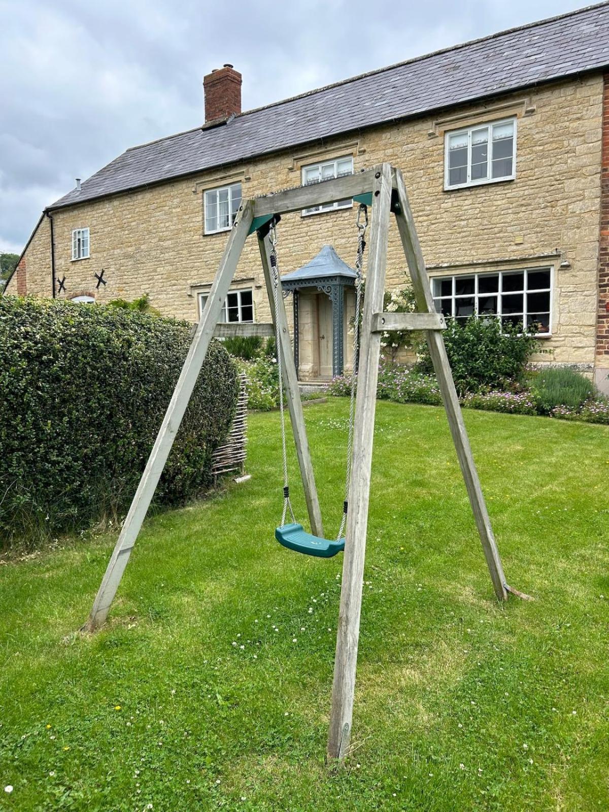 Beautiful Cotswold Farmhouse With Hot Tub Manchester Ngoại thất bức ảnh